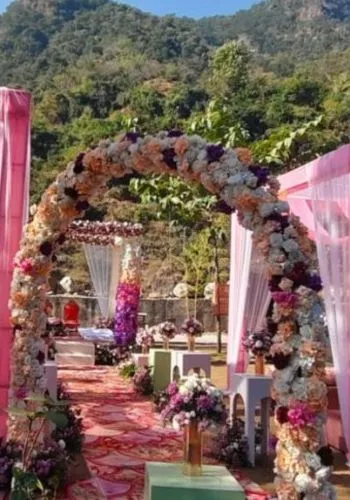 Beautifully decorated marriage garden at Granny's Den Resort