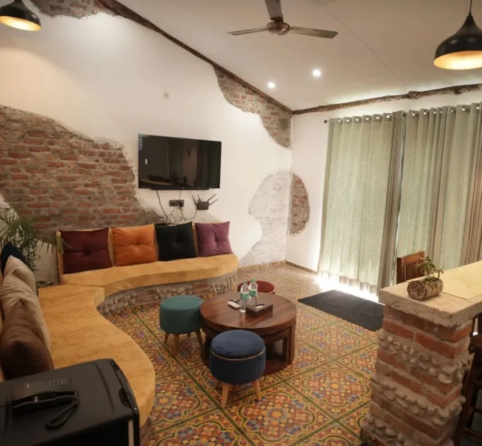 Valley View Suite at Granny's Den Resort Dhanolti Uttarakhand